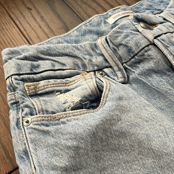Good American Sz 4/27 High Waisted, Straight Leg Light Wash Denim Jeans - Picture 14 of 15